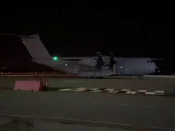 Un avión del Ejército del Aire regresa a España con 12 toneladas de material sanitario