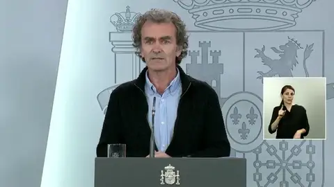 Simón defiende al general Santiago tras sus polémicas declaraciones: "Estamos al límite de nuestra capacidad" Simón defiende al general Santiago tras sus polémicas declaraciones: "Estamos al límite de nuestra capacidad"