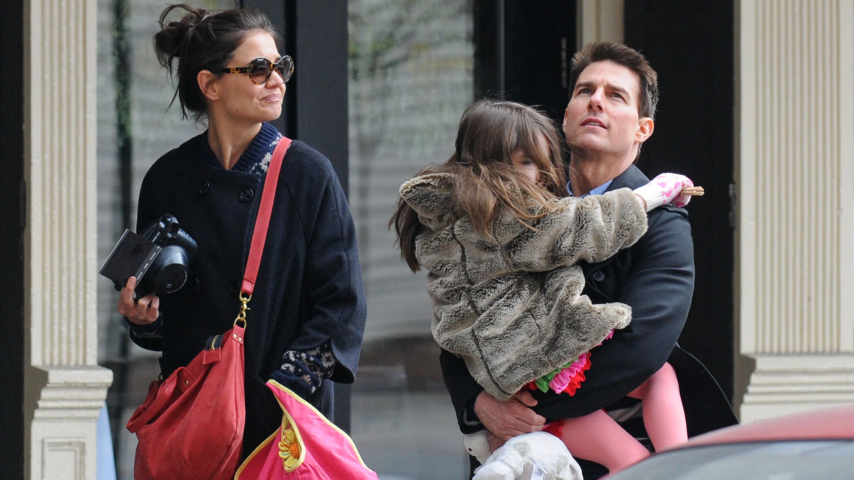 Katie Holmes y Tom Cruise con su hija