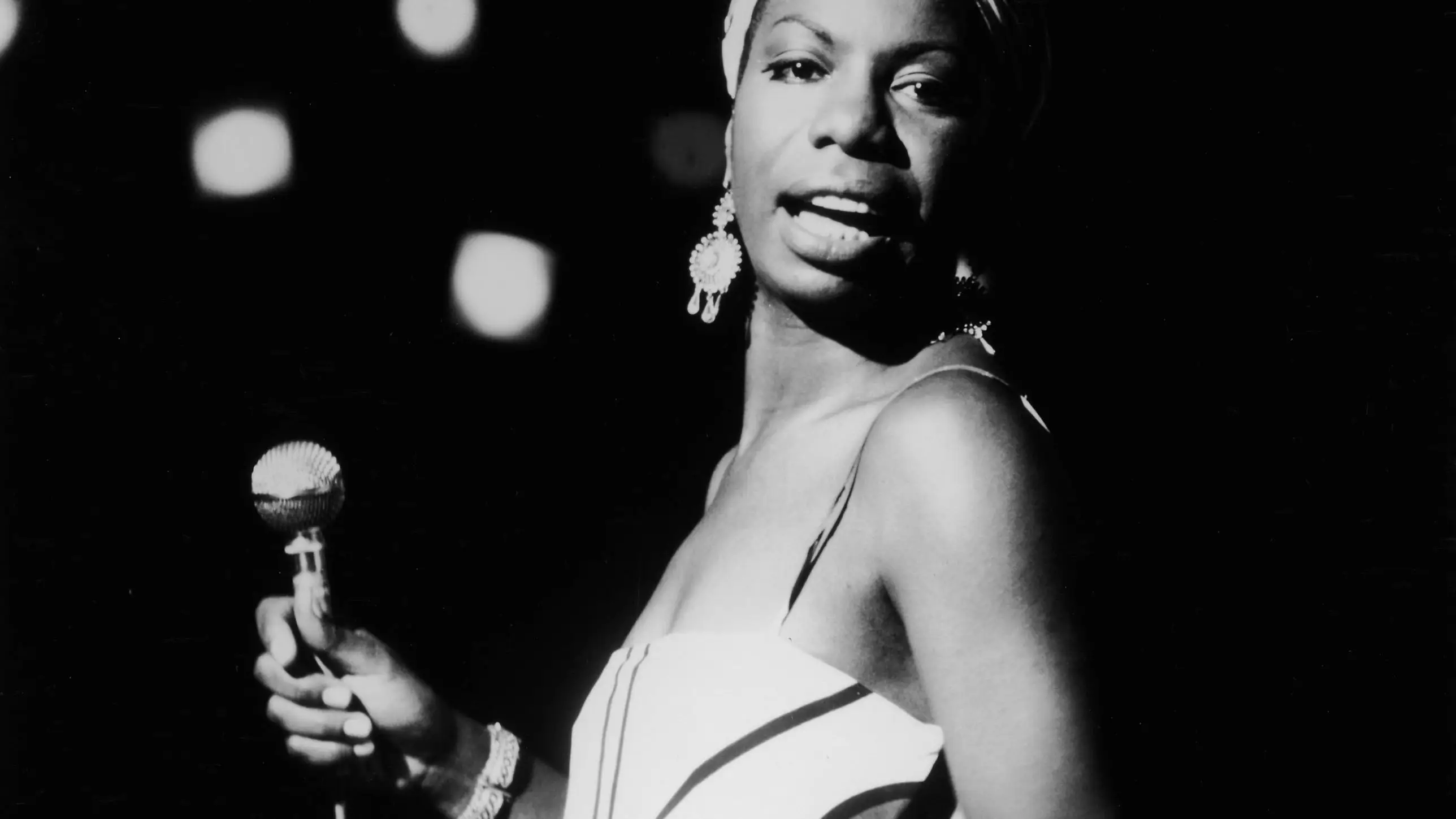 Efemérides 21 de abril: Nina Simone muere el 21 de abril de 2003 Efemérides