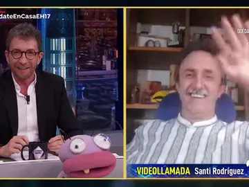 Santi Rodríguez bromea sobre su perro, sus hijos y sus aficiones de cuarentena Santi Rodríguez bromea sobre su perro, sus hijos y sus aficiones de cuarentena