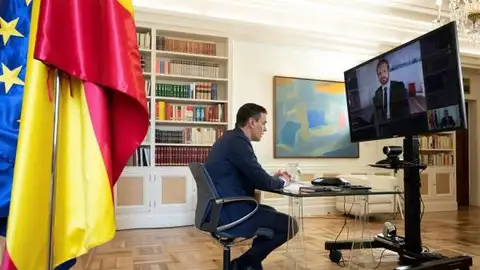 Videoconferencia entre Pedro Sánchez y Pablo Casado Videoconferencia entre Pedro Sánchez y Pablo Casado