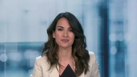 Esther Vaquero presenta el Especial Informativo sobre coronavirus en Antena 3 Noticias