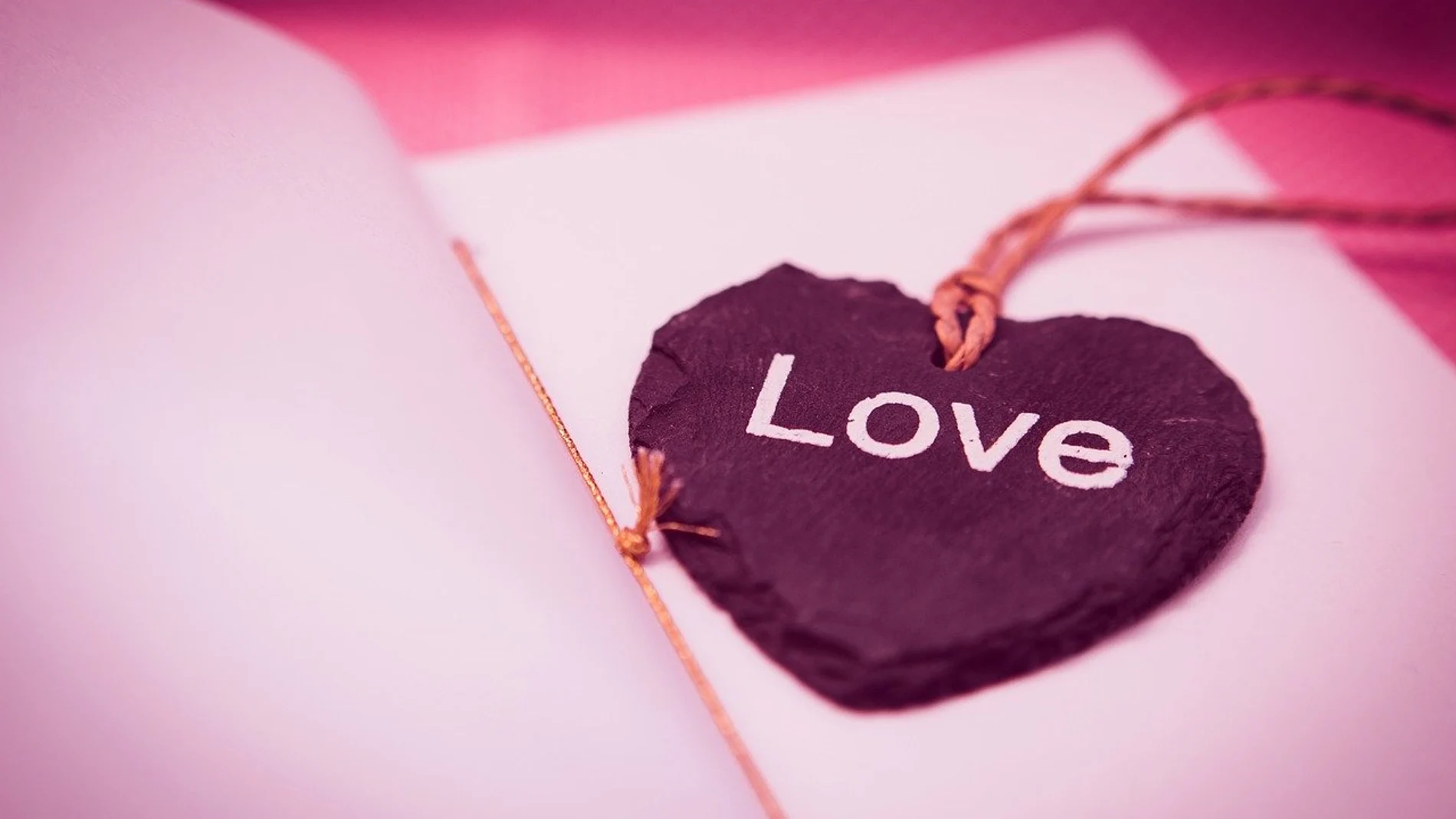 Día del Libro 2020: Cómo hacer un marcapáginas para regalar el 23 de abril paso a paso Día del Libro 2020: Cómo hacer un marcapáginas para regalar el 23 de abril paso a paso