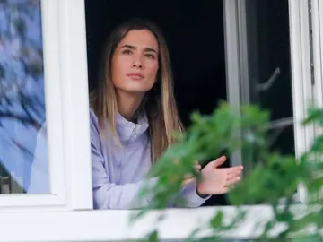 María Pombo se une cada día al aplauso solidario María Pombo se une cada día al aplauso solidario