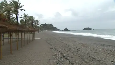 La Herradura, en la Costa Tropical de Granada, se ofrece como destino turístico piloto libre de coronavirus La Herradura, en la Costa Tropical de Granada, se ofrece como destino turístico piloto libre de coronavirus
