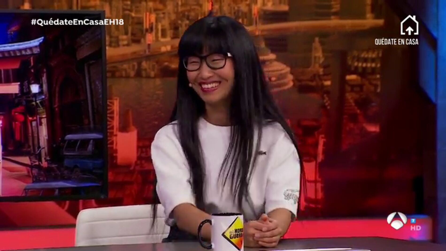 Yibing se convierte en profesora en 'El Hormiguero 3.0': &iquest;Qu&eacute; tal se les da hablar chino en el programa?