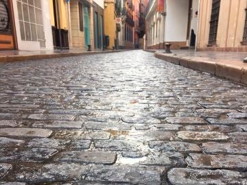 Imagen de una calle vacía durante el estado de alarma