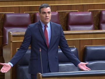 Pedro Sánchez y Pablo Casado exhiben las pocas ganas que tienen de pactar