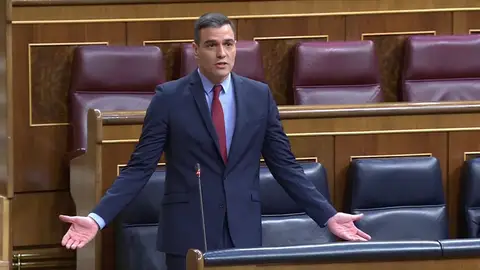 Pedro Sánchez y Pablo Casado exhiben las pocas ganas que tienen de pactar Pedro Sánchez y Pablo Casado exhiben las pocas ganas que tienen de pactar