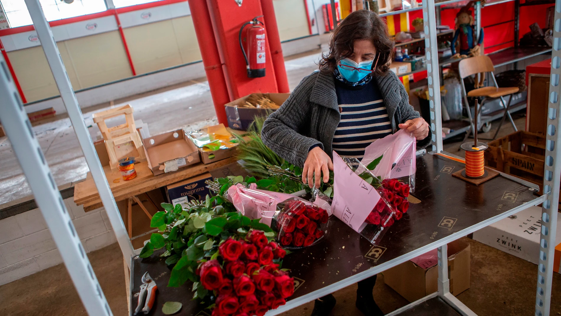 Sant Jordi 2020: Iniciativas y actividades para hacer en casa durante el confinamiento por el coronavirus Sant Jordi 2020: Iniciativas y actividades para hacer en casa durante el confinamiento por el coronavirus