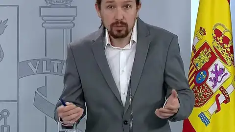 Pablo Iglesias y niños Medidas paseos