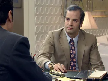 David descubre los secretos de Armando al traicionar a Lourdes David descubre los secretos de Armando al traicionar a Lourdes