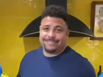 La versión viral de Ronaldo del sorteo de Champions League con las tareas del hogar La versión viral de Ronaldo del sorteo de Champions League con las tareas del hogar