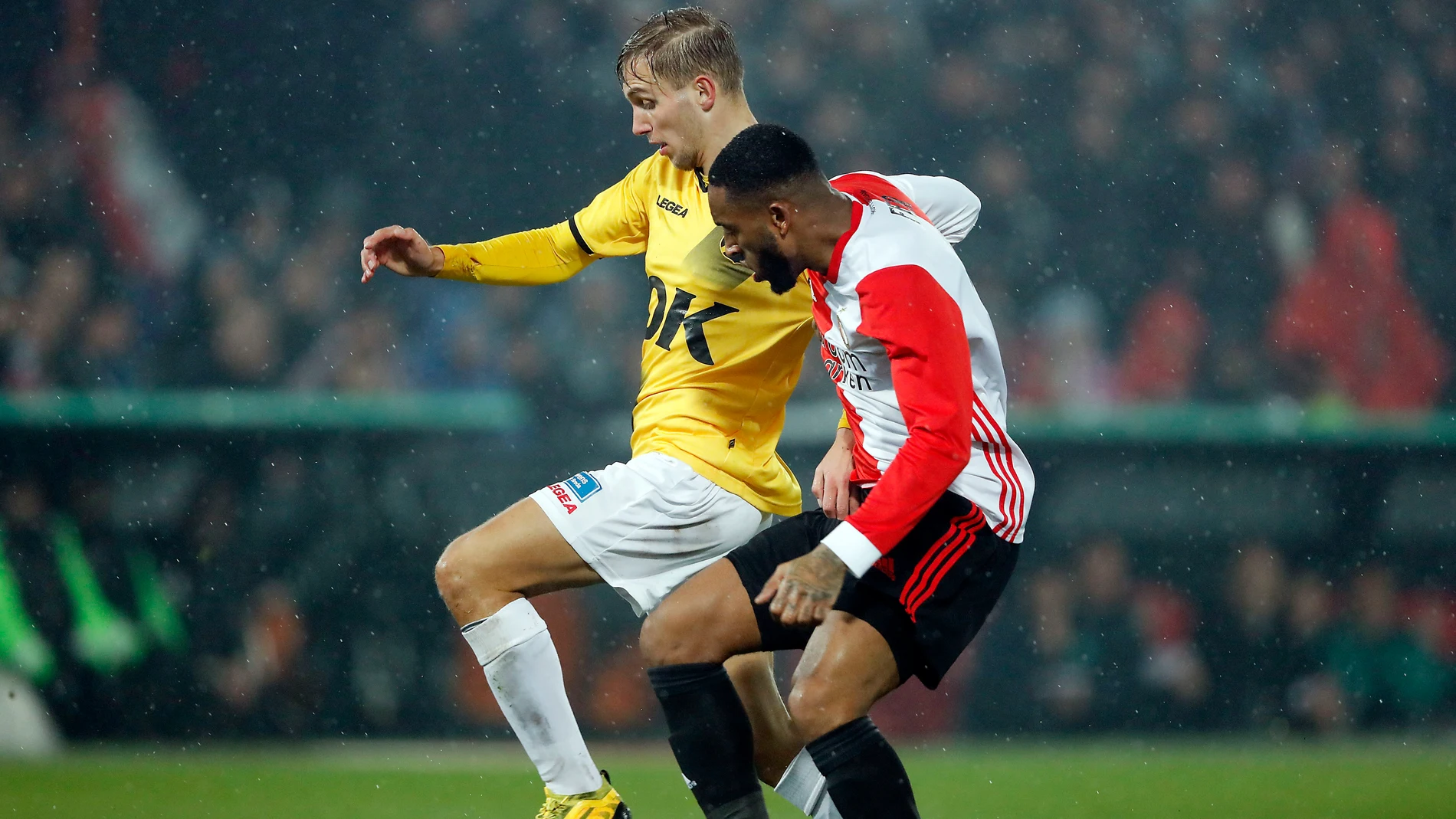 Fotografía de un partido de la Liga holandesa Fotografía de un partido de la Liga holandesa