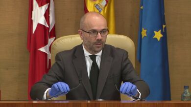 La Asamblea de Madrid reanuda de forma presencial el pleno anulado ayer por problemas telemáticos con medidas para evitar el coronavirus