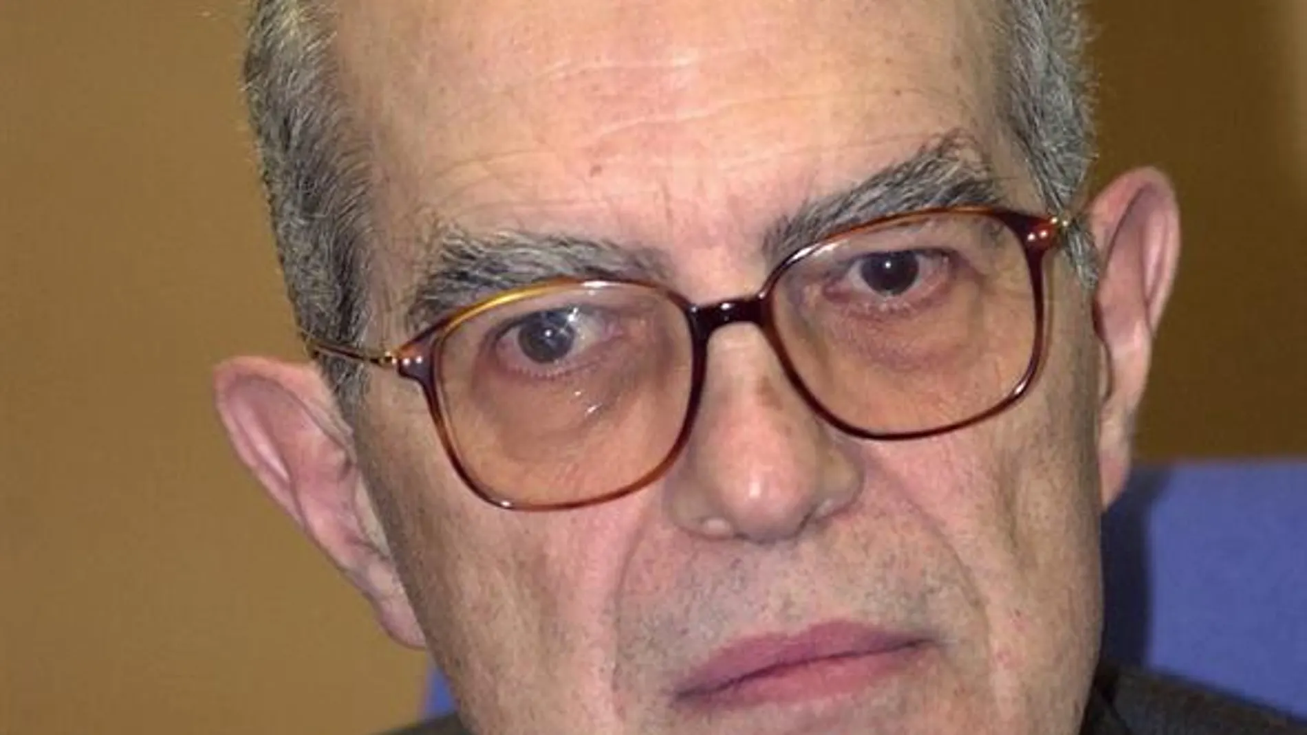 José María Luzón, el fiscal que logró la condena de Vera y Barrionuevo por el 'caso Segundo Marey José María Luzón, el fiscal que logró la condena de Vera y Barrionuevo por el 'caso Segundo Marey