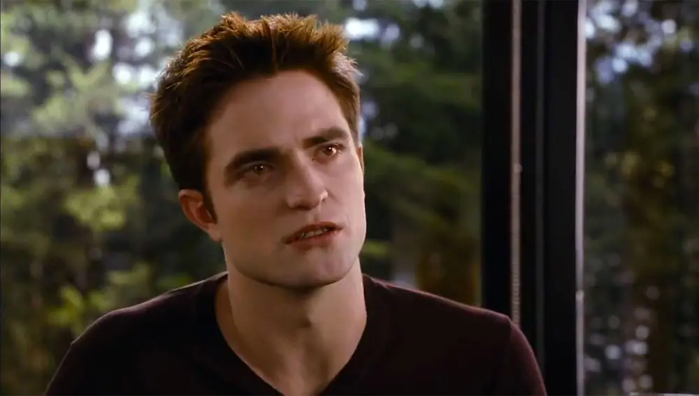 Robert Pattinson como Edward en la saga 'Crepúsculo'