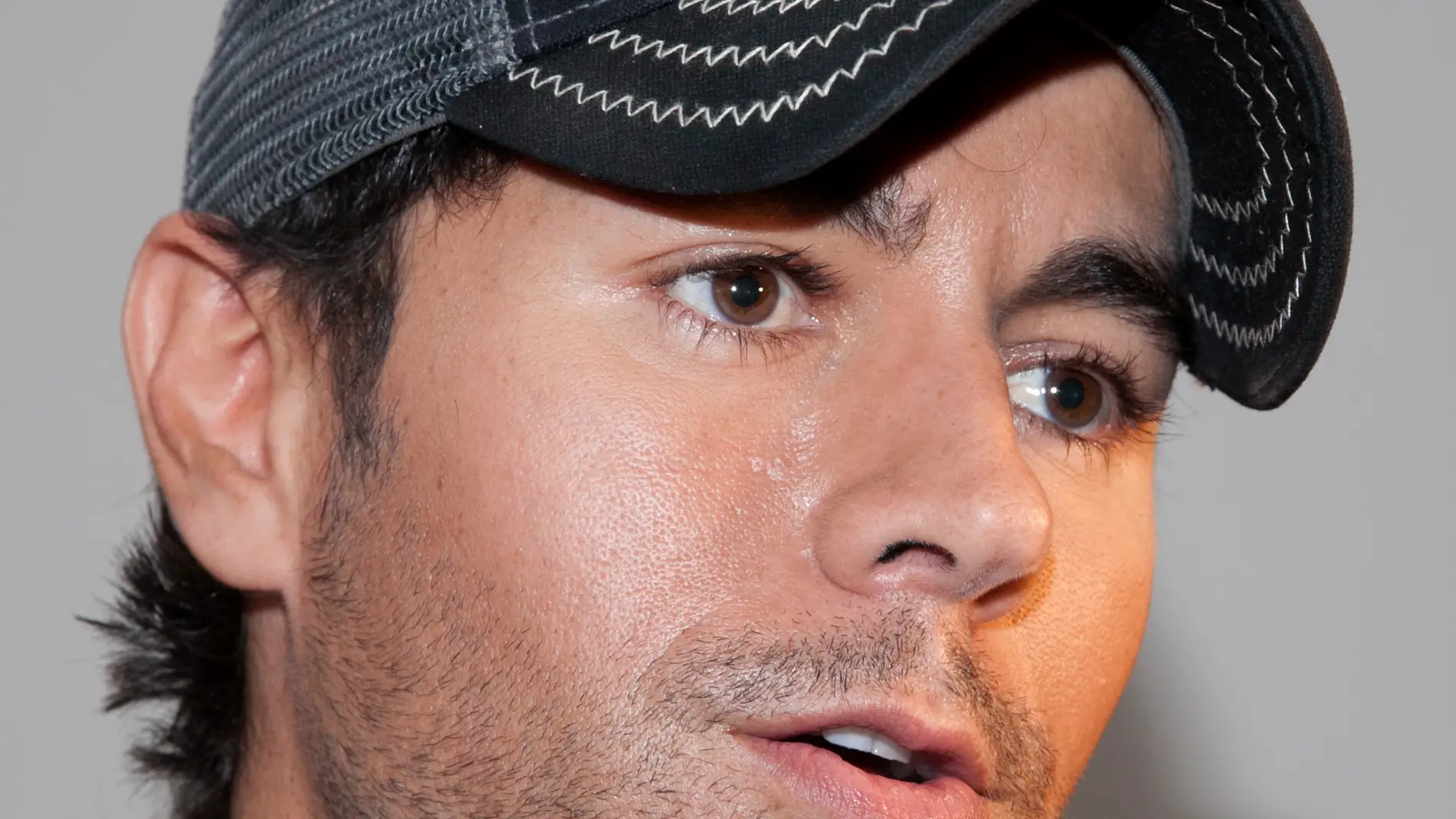 Así intenta Enrique Iglesias que sus hijos no tengan sus carencias afectivas Así intenta Enrique Iglesias que sus hijos no tengan sus carencias afectivas
