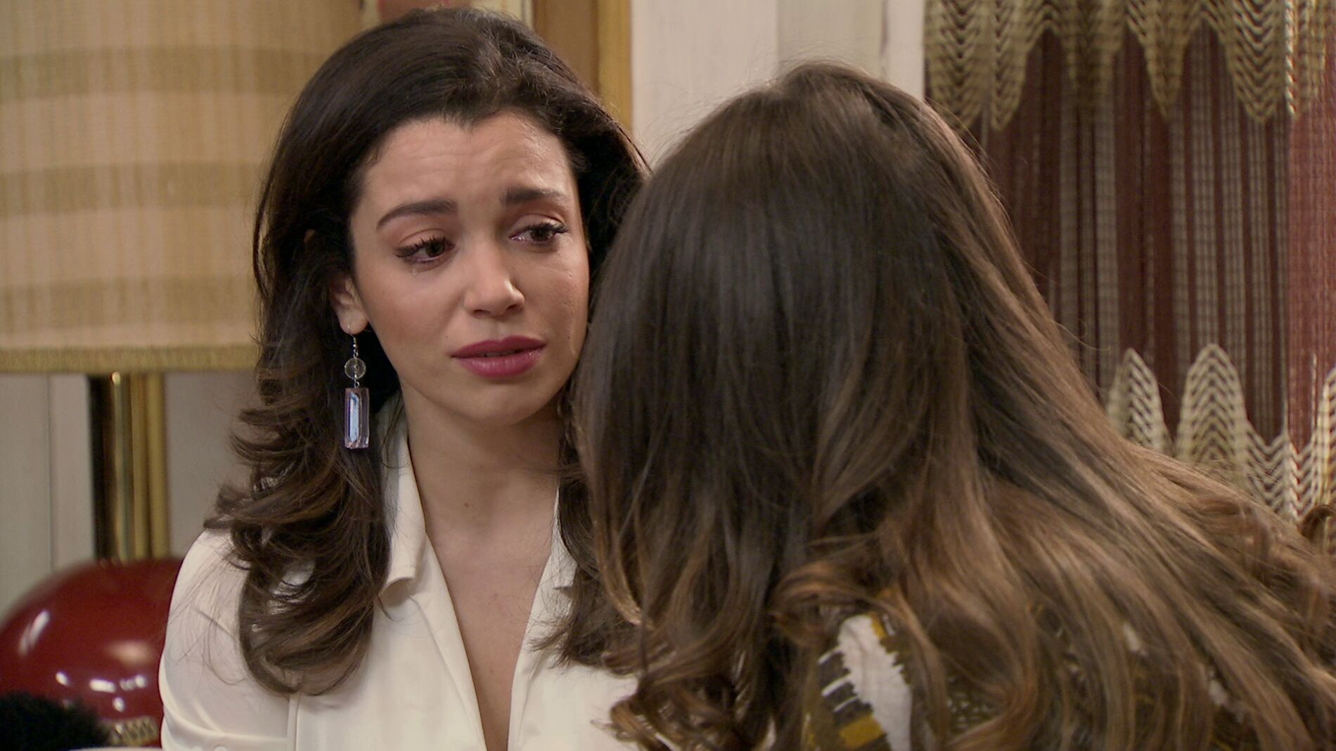 Amelia, m&aacute;s hundida que nunca al ver como su vida se desmorona