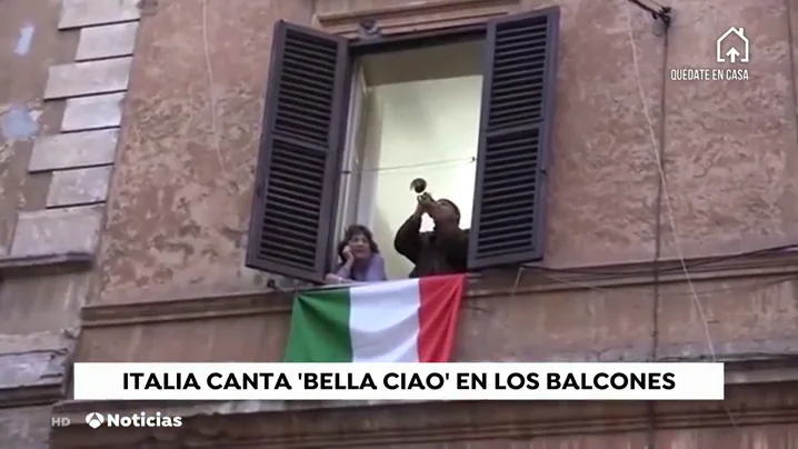 Los italianos entonan el 'Bella Ciao' confinados para celebrar el 75 aniversario de la liberaci&oacute;n del fascismo