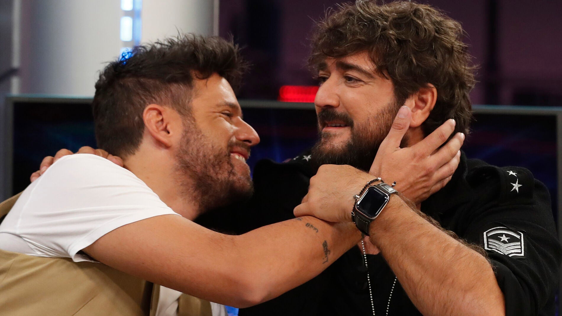 "Gracias por existir": Pablo López emociona a Antonio Orozco al piano entre entrañables confesiones