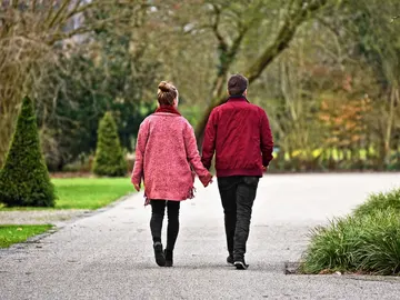 Pasear en pareja Pasear en pareja