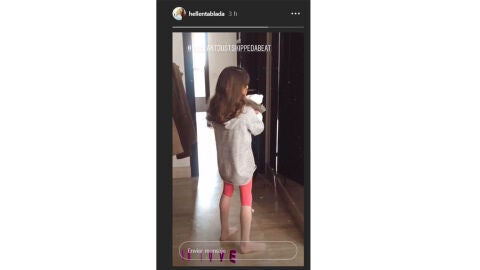 Ella Bisbal con su hermanita Camila en brazos 