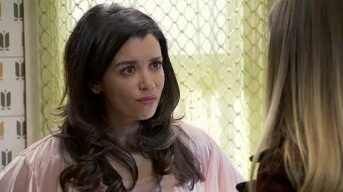 Luisita, sin palabras ante la inesperada actitud de Amelia Luisita, sin palabras ante la inesperada actitud de Amelia