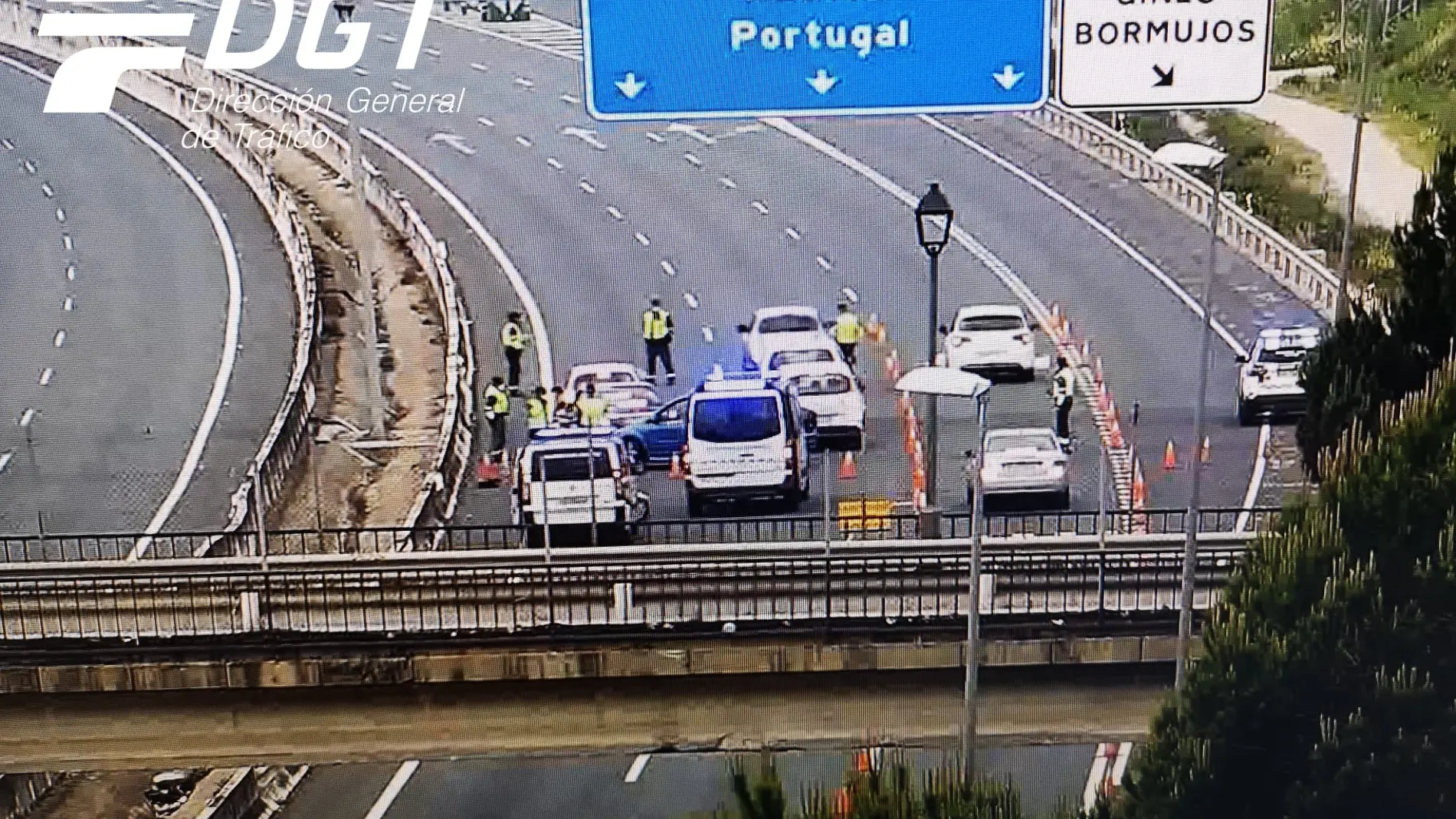 Carreteras de Sevilla vacías Carreteras de Sevilla vacías