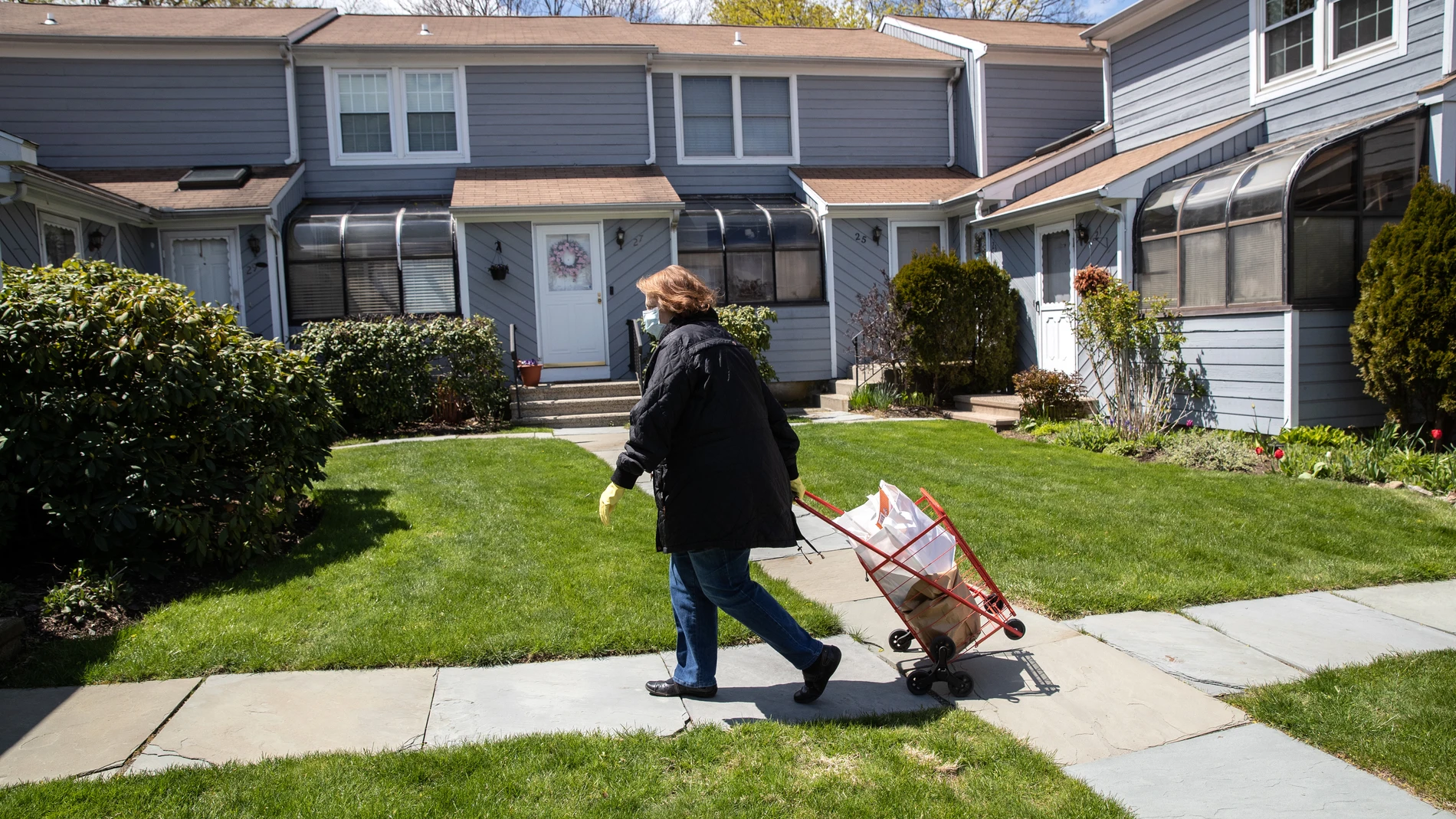 Coronavirus: Cuándo podrán los mayores salir a la calle Coronavirus: Cuándo podrán los mayores salir a la calle
