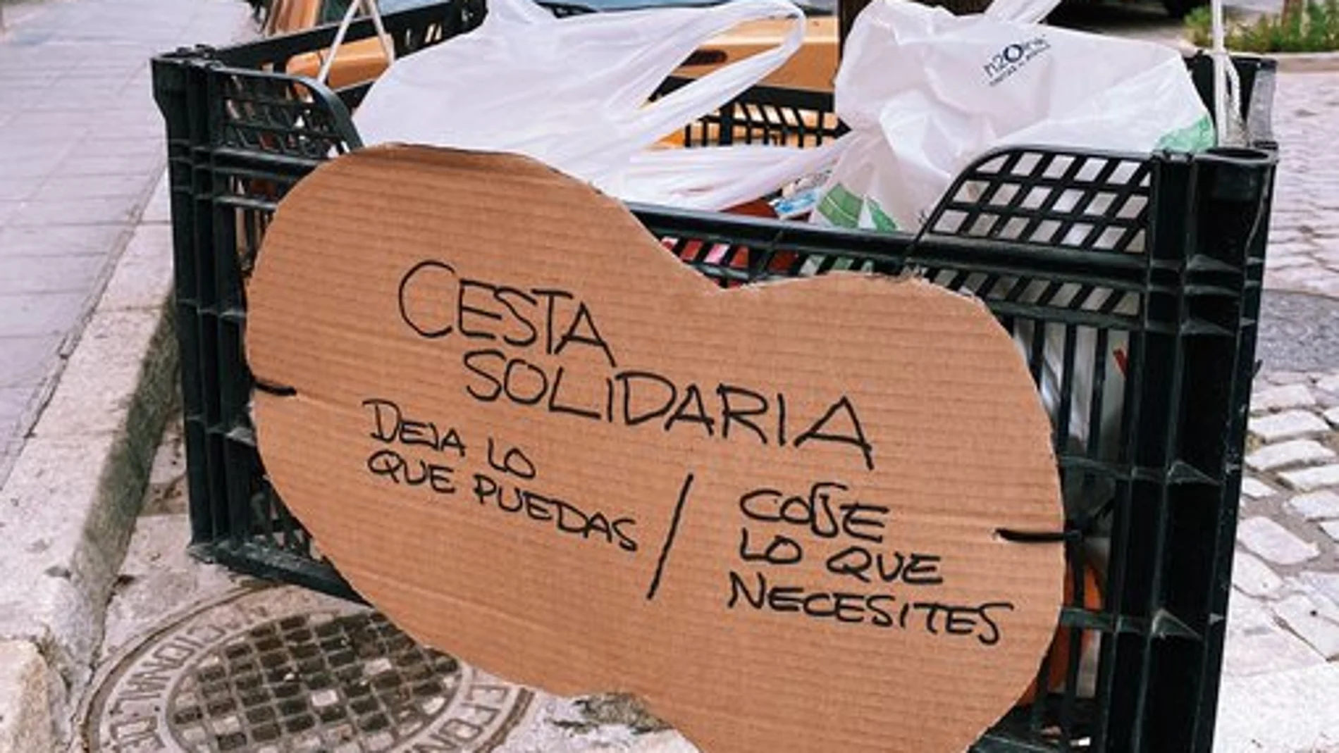 Cesta solidaria Cesta solidaria