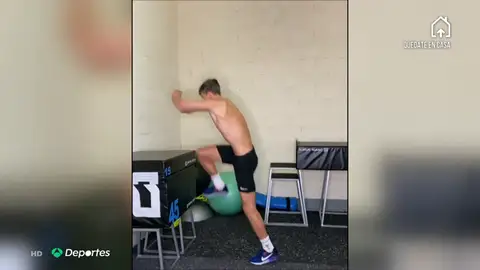 El salto de extraterrestre de Marcos Llorente con una sola pierna El salto de extraterrestre de Marcos Llorente con una sola pierna