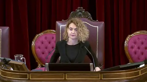 Minuto de silencio y negro riguroso de la presidenta del Congreso tras la polémica sobre el luto oficial por el coronavirus Minuto de silencio y negro riguroso de la presidenta del Congreso tras la polémica sobre el luto oficial por el coronavirus