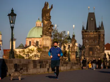 Desescalada coronavirus: Cómo se podrá salir a hacer deporte y normas para evitar contagios Desescalada coronavirus: Cómo se podrá salir a hacer deporte y normas para evitar contagios
