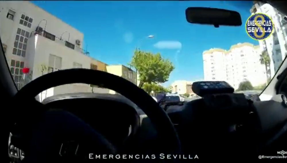 Arriesgada persecución y detención de un joven tras fugarse de un control policial en Sevilla