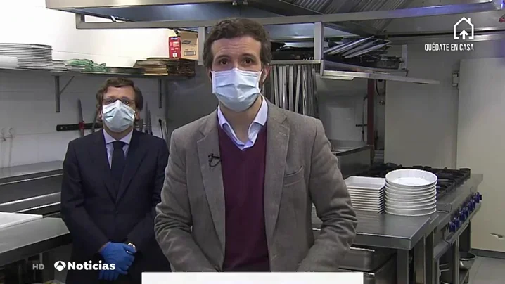 Pablo Casado con mascarilla Pablo Casado con mascarilla