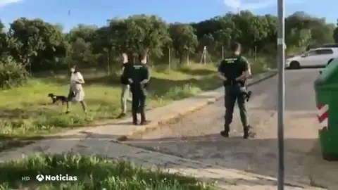 Refuerzan la seguridad en las casas de Pablo Iglesias, Irene Montero tras los escraches Refuerzan la seguridad en las casas de Pablo Iglesias, Irene Montero tras los escraches