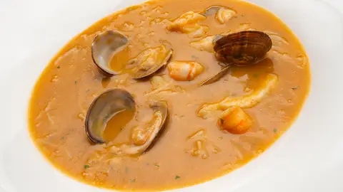 Receta de sopa de pescado con fideos Receta de sopa de pescado con fideos