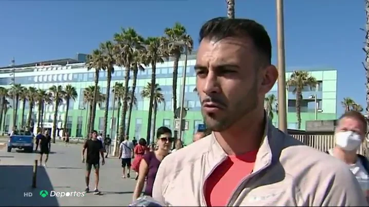 Alejandro Claveria, el 'lagarto de la Barceloneta': "La gran mayoría de la gente respetaba el espacio" Alejandro Claveria, el 'lagarto de la Barceloneta': "La gran mayoría de la gente respetaba el espacio"