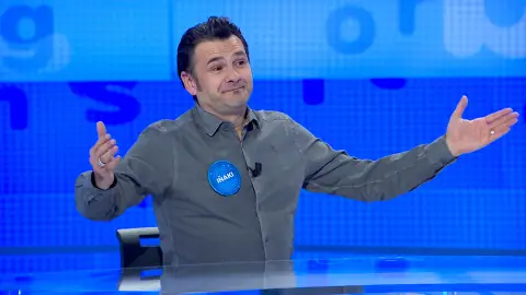 La imparable actuación en solitario de Iñaki López acumulando 20 segundos para el equipo azul La imparable actuación en solitario de Iñaki López acumulando 20 segundos para el equipo azul