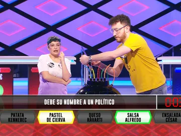 El nombre de un político se cuela en una bomba decisiva de ‘¡Boom!’ El nombre de un político se cuela en una bomba decisiva de ‘¡Boom!’