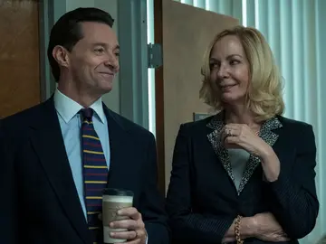 Hugh Jackman y Allison Janney Hugh Jackman y Allison Janney