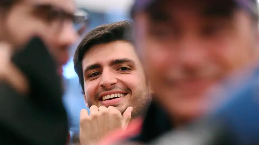 Carlos Sainz ficha por Ferrari Carlos Sainz ficha por Ferrari