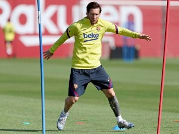 Leo Messi se entrena en la Ciudad Deportiva del FC Barcelona