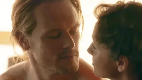 Sam Heughan y Caitriona Balfe en la temporada 5 de 'Outlander' Sam Heughan y Caitriona Balfe en la temporada 5 de 'Outlander'
