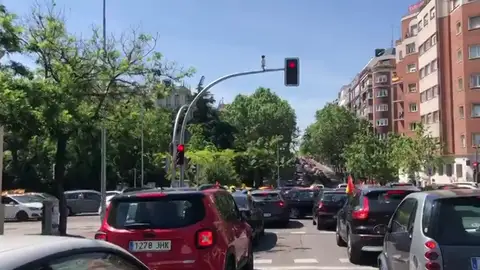 Manifestación de Vox en coches por las provicias de España, streaming en directo Manifestación de Vox en coches por las provicias de España, streaming en directo