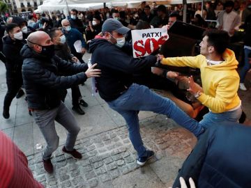 Incidentes en Pamplona durante una concentración en apoyo a un preso de ETA 