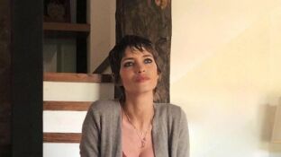 Sara Carbonero se muestra con el pelo corto tras un a&ntilde;o de lucha contra el c&aacute;ncer