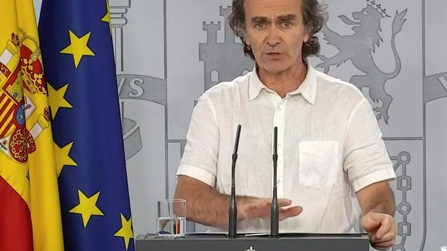 Fernando Sim&oacute;n en rueda de prensa